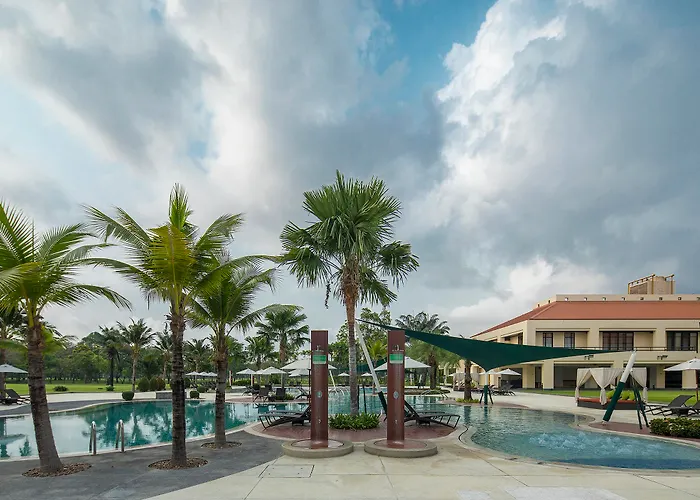 Resort Eastin Thana Golf Free Scheduled Shuttle From To Suvarnabhumi Airport Bangkok