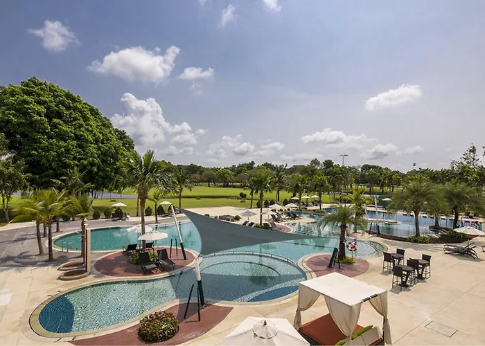 Resort Eastin Thana Golf Free Scheduled Shuttle From To Suvarnabhumi Airport Bangkok