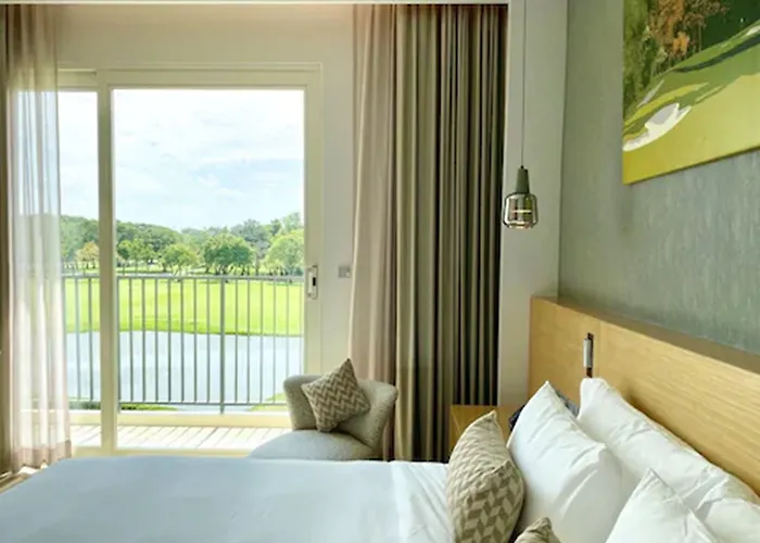 Eastin Thana Golf Free Scheduled Shuttle From To Suvarnabhumi Airport 4* Bangkok