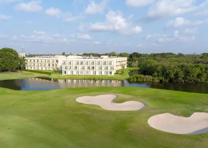 Eastin Thana Golf Free Scheduled Shuttle From To Suvarnabhumi Airport Resort 4*